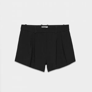 Aritzia Intelcom Shorts Size 2 NWT
